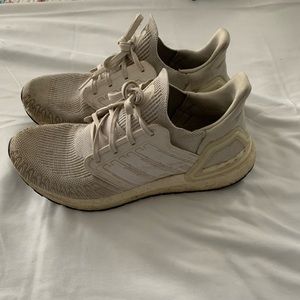 - Men’s Size 10.5 Adidas Ultraboost